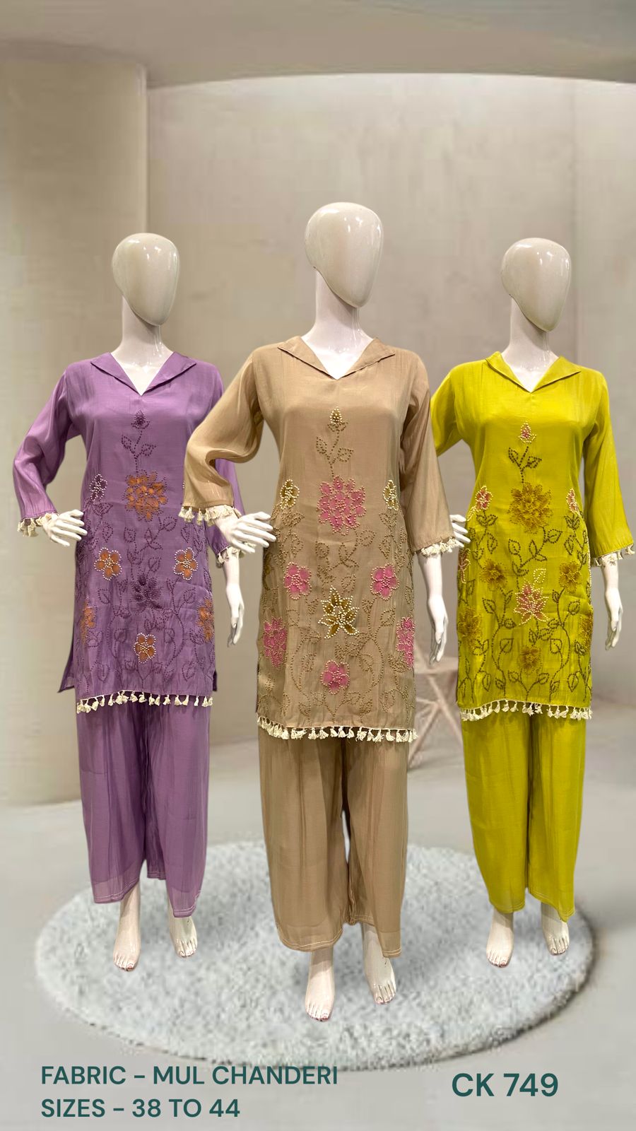 Floral Embroidered Mul Chanderi Collared Kurta Set
